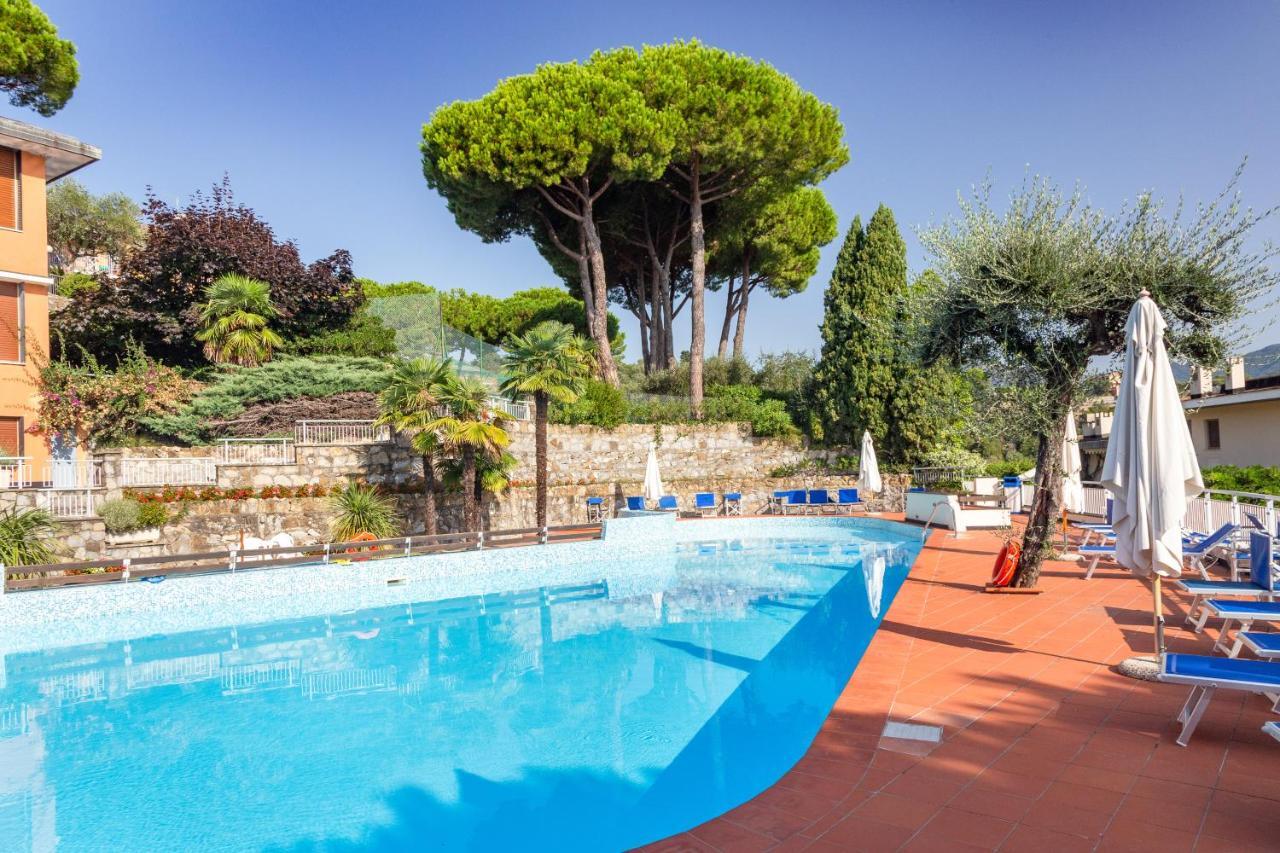 Casa Linda Vista Da Sogno, Piscina E Tennis Рапалло Экстерьер фото